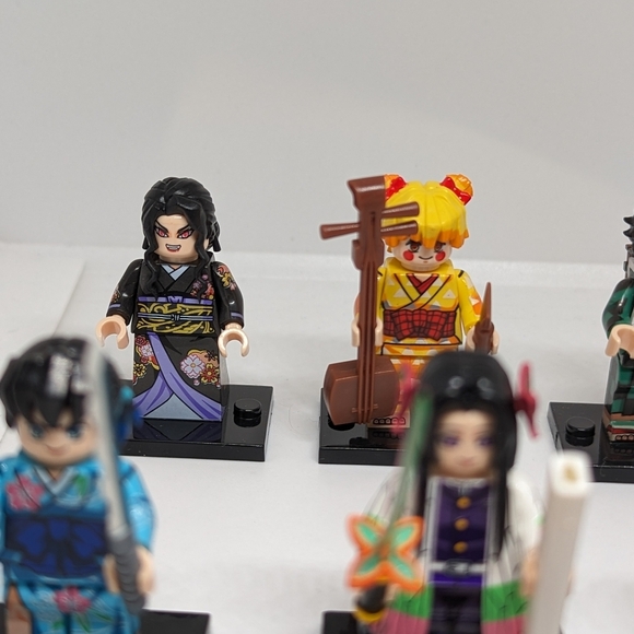 8 Minifigures- Demon Slayer Anime Building Block Toy Collectors Action Figures - Picture 4 of 16